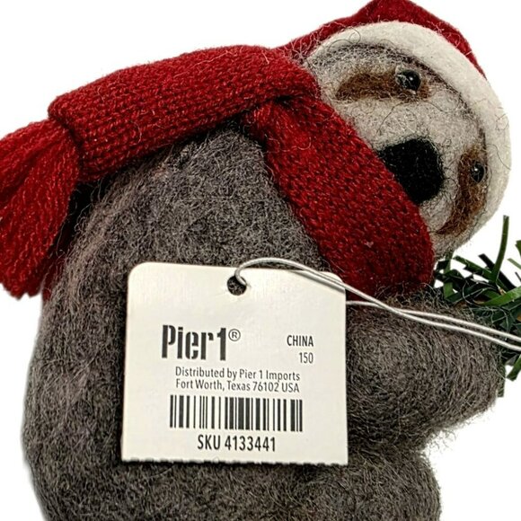 New Pier 1 Wool Felt Sloth Christmas Ornament Wreath Scarf Holiday Decor Gift - Picture 7 of 9